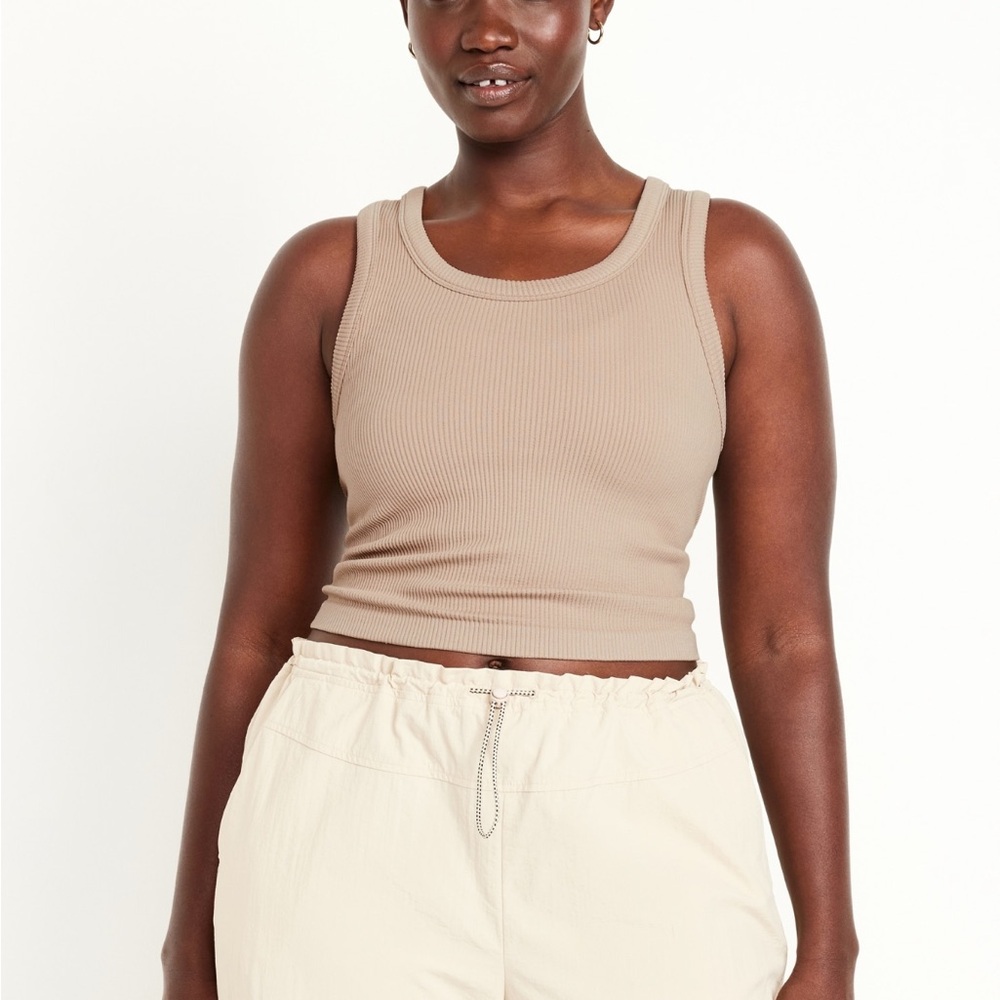 Fitted Seamless Ribbed Tank Тор - Picture 5 of 11
